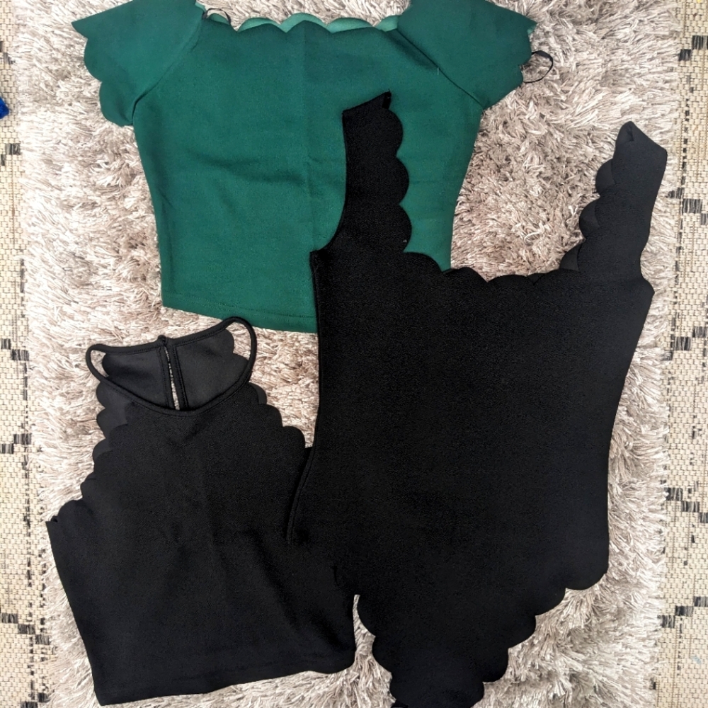 New without tags lot of scalloped themed tops XS/S